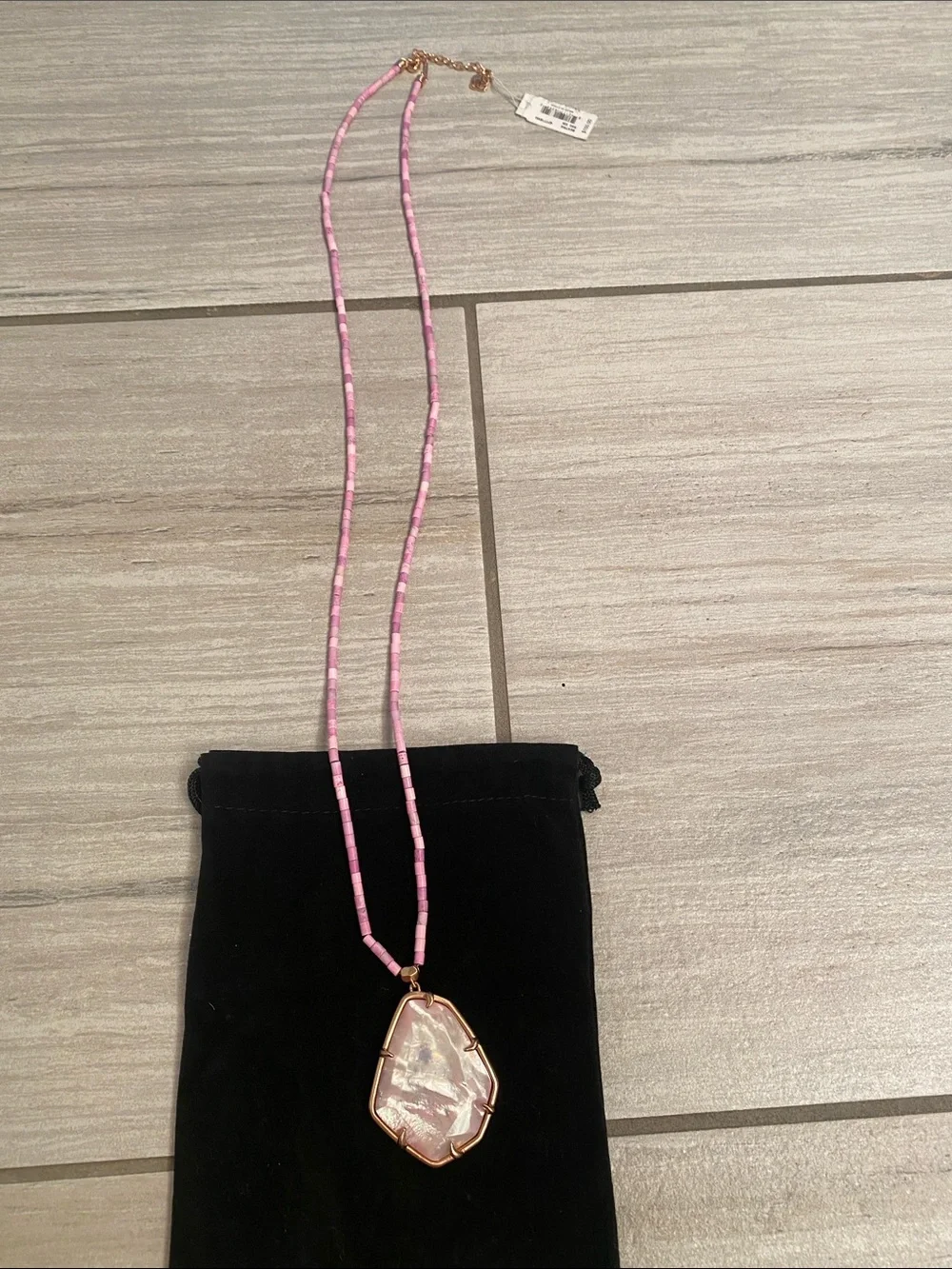 NWT Kendra Scott Beatrix rose gold beaded statement necklace.